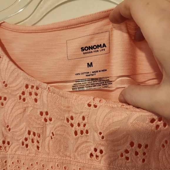 Pink 3/4 sleeve top - Picture 2 of 3